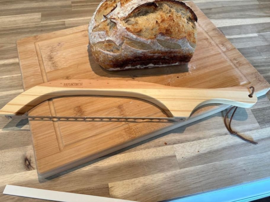 Bread Knife Only $4.49 on Amazon (Reg. $10) – Perfect for Homemade Sourdough!
