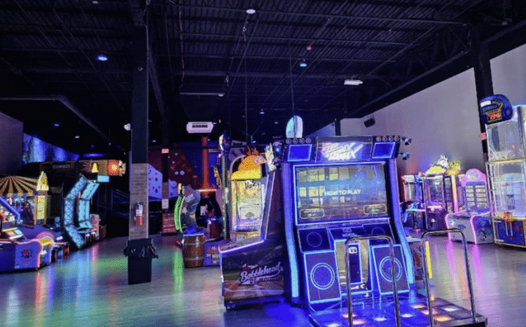 Family Entertainment Venture to Anchor New W. Phoenix Retail Center