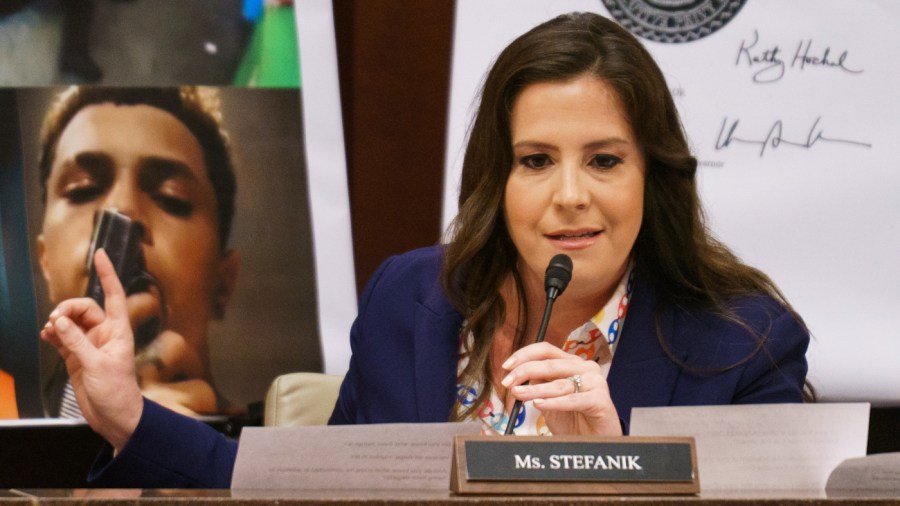 Stefanik lights into Hochul on migrant crime in New York during fiery exchange