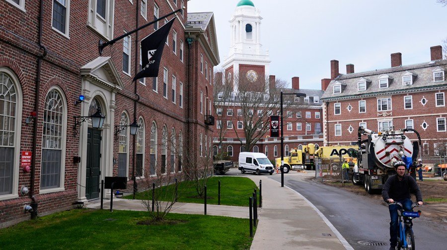 Judge extends ruling against Trump visa block for Harvard