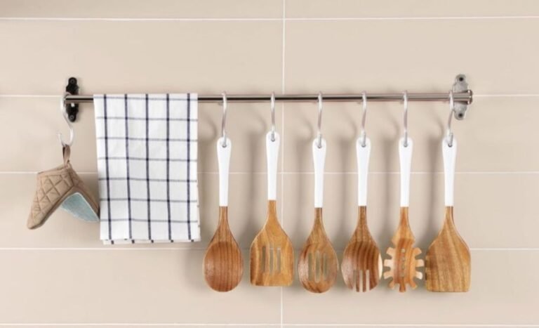 Acacia Wood Cooking Utensils 6-Piece Set Just $14.79 Shipped on Amazon (Reg. $37)
