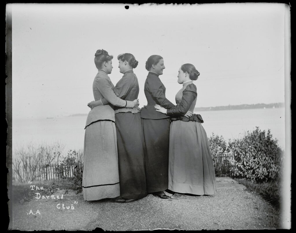 More than 7,500 Prints and Negatives by Trailblazing Photographer Alice Austen Return Home