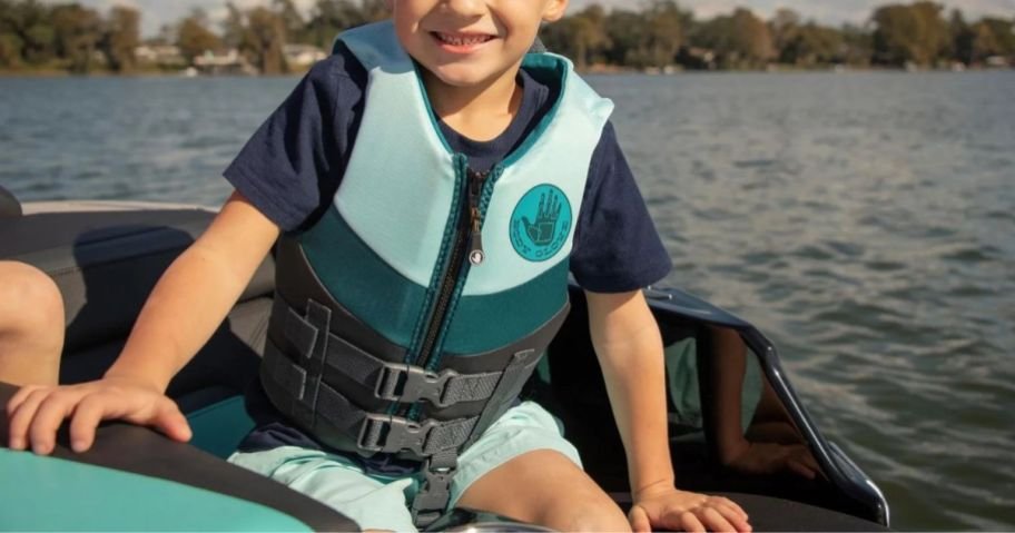 Body Glove Kids Life Jacket Only $19.92 on Walmart.com (Reg. $50)