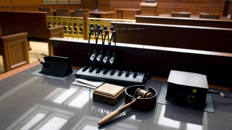 Man who spent 27 years in prison going home after murder conviction overturned: 'I'm innocent'