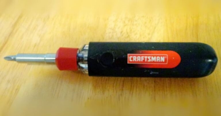 Craftsman Screwdriver w/ 6 Multi-Bits Only $4.98 on Amazon or Lowes.com (Reg. $11)