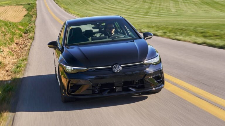 That Hardcore VW Golf R You’ve Been Waiting For Isn’t Arriving Soon