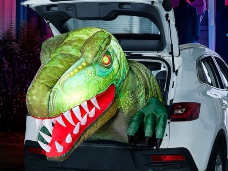 Boo! Lowe’s Already Has Halloween Inflatables – Shop Early Before They Disappear!