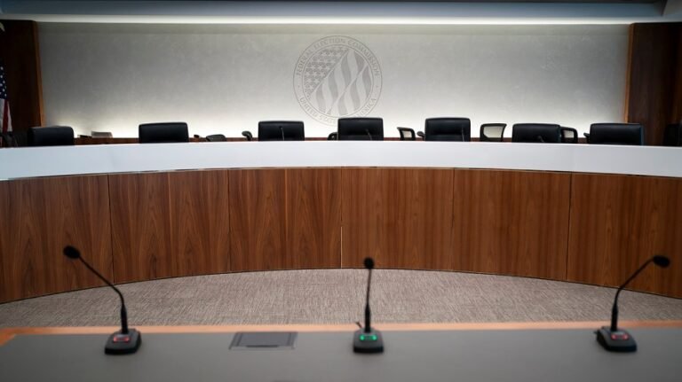 Experts warn FEC is a watchdog lacking 'bark or bite' with no quorum