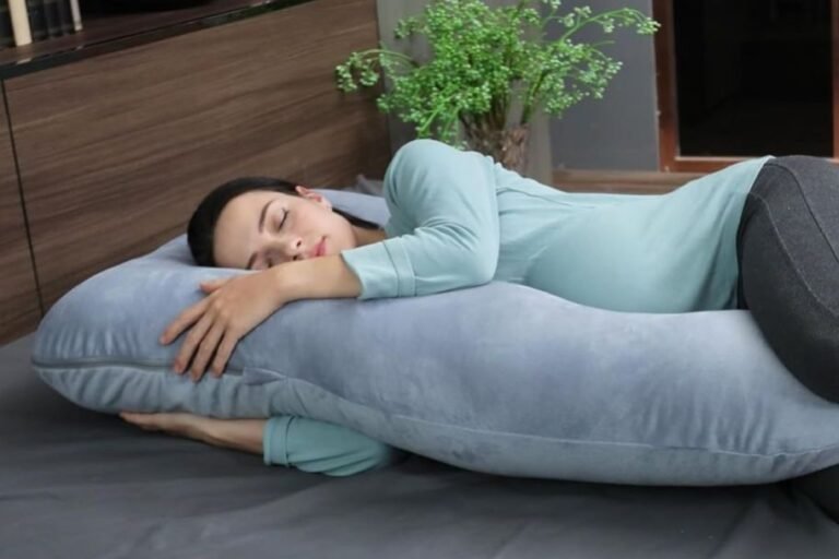 Highly-Rated Pregnancy Pillow Only $17.99 on Amazon