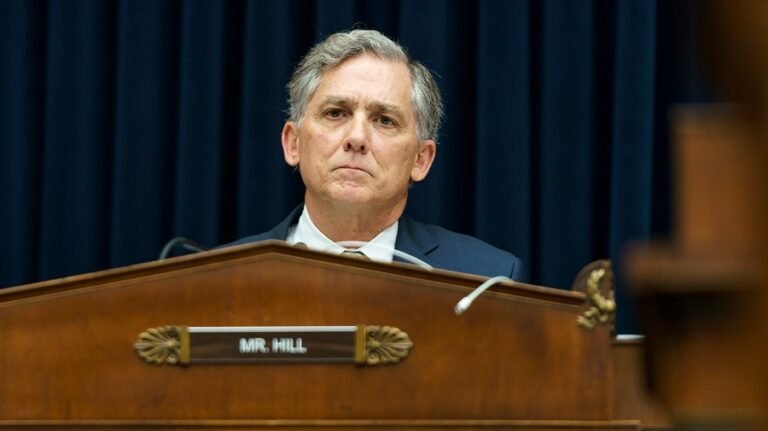 2 House panels advance crypto market structure bill 
