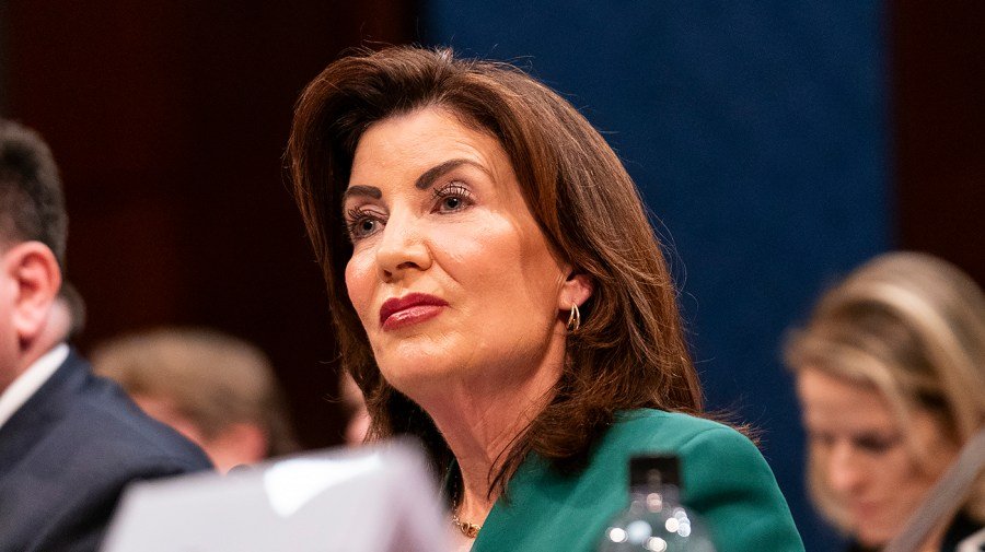 Hochul on NYC candidate's arrest: 'How dare they'