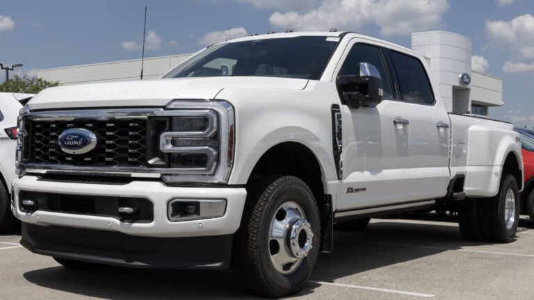 Modern Diesel Engines Still Outsell Gas In Heavy-Duty Trucks: Here's Why