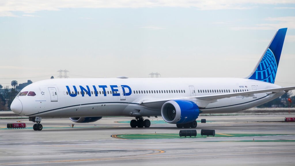 These Airlines Would Be Hardest Hit By A Boeing 787 Grounding