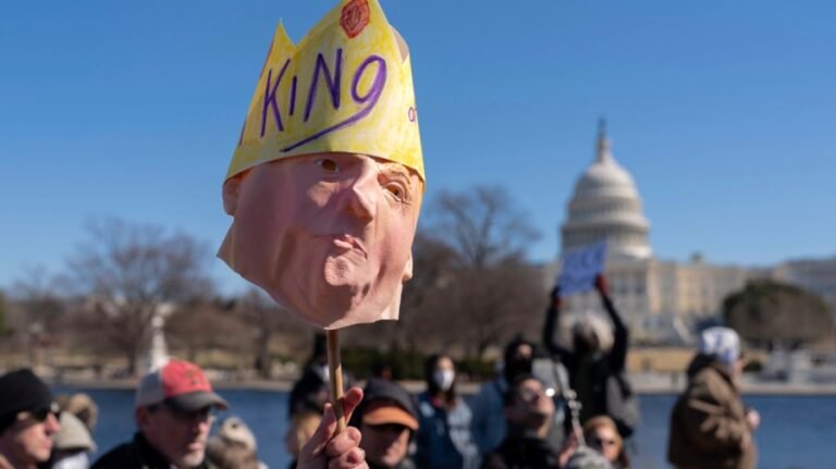 If Republicans won’t denounce their king, America will