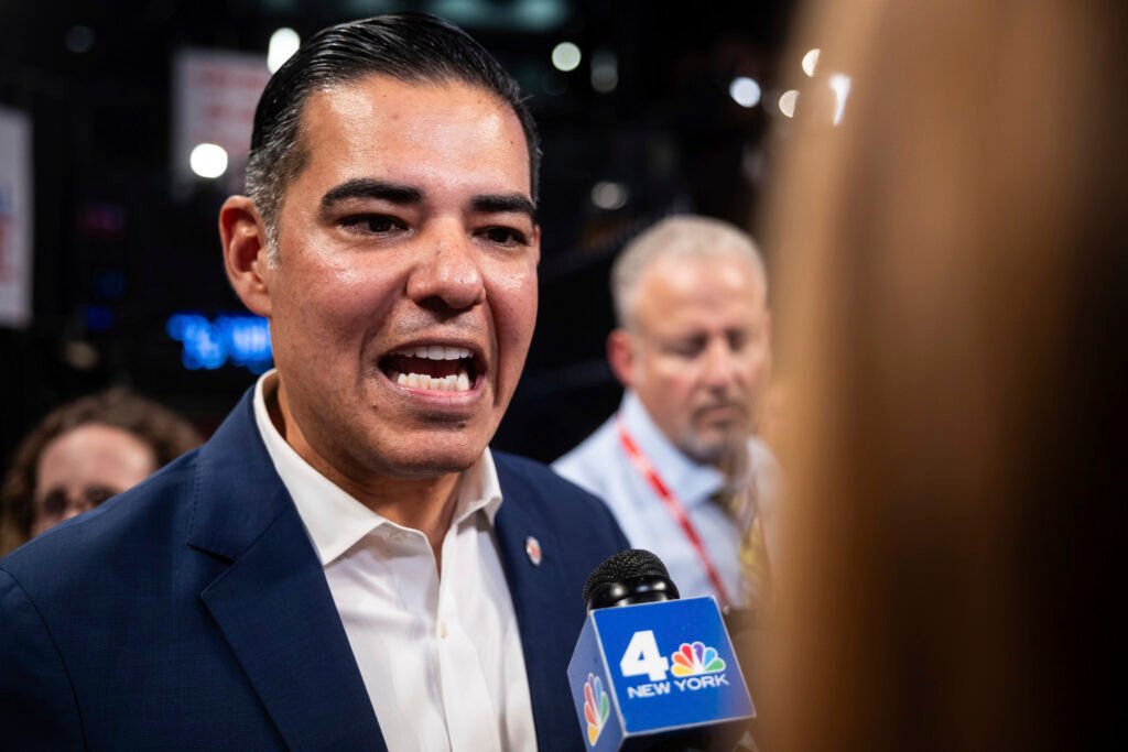 Robert Garcia is a young Democrat with an old-style approach to moving up the House ladder