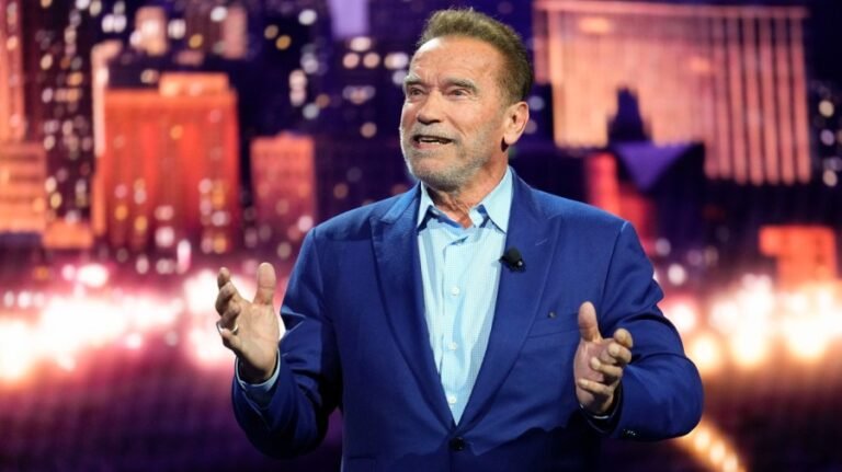 Schwarzenegger: Riots 'wouldn't happen' if politicians do their work'