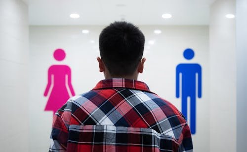 Threads Debates Which Bathroom Should A Dad Take His Daughter To