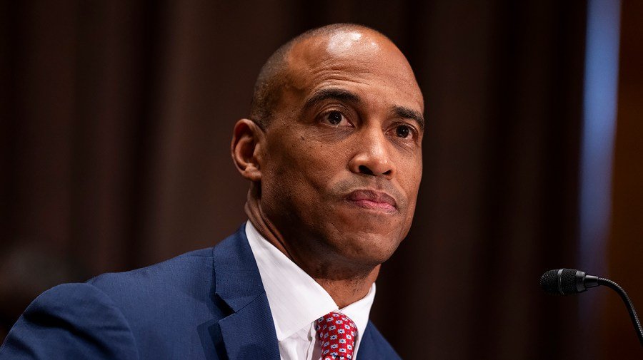 HUD moving into National Science Foundation headquartersÂ