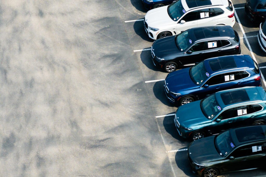 The 2 Main Reasons Why More Young Drivers Are Avoiding Dealerships