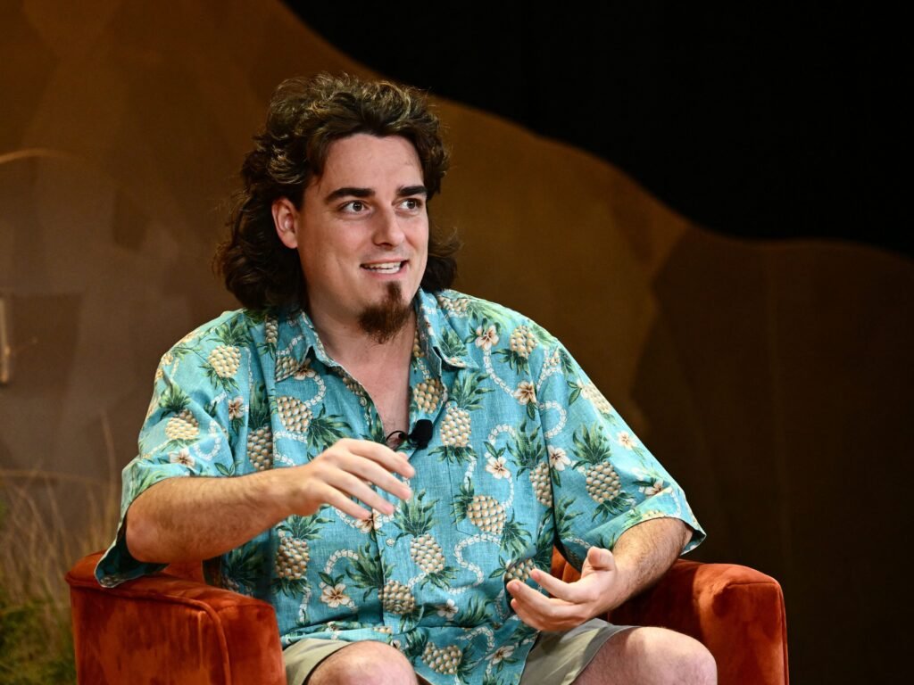 Someone found Palmer Luckey's Spotify account. Good luck guessing his music tastes.