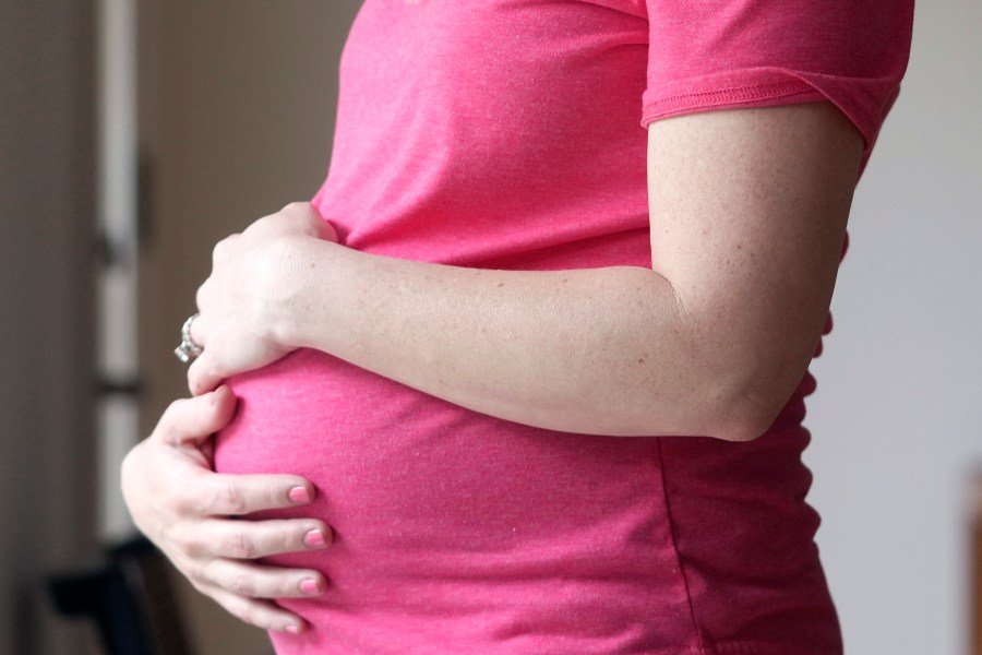 FDA considers warning about antidepressants during pregnancy