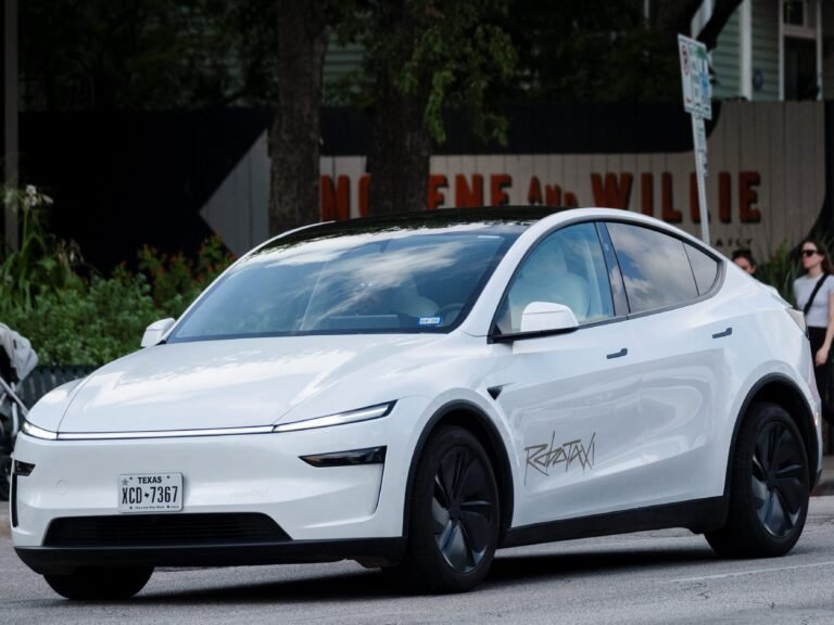 Tesla's 'ride-hailing' service is now live in San Francisco, Elon Musk says