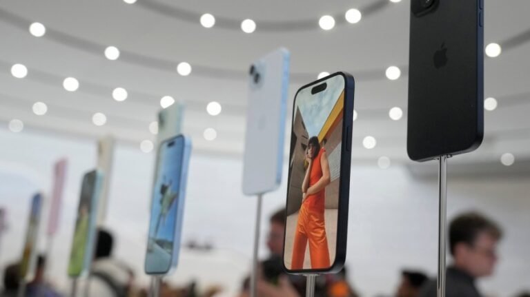 India overtakes China as top smartphone exporter to US amid Apple shift