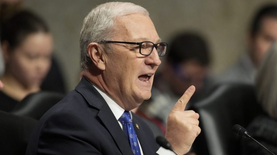 GOP senator: Booker outburst shows Democrats are 'leaderless'