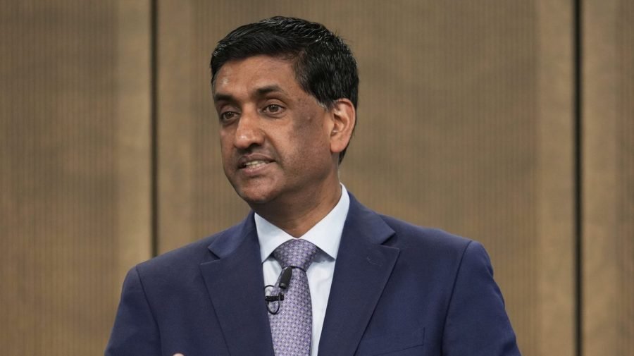 Khanna: Speaker Johnson knows Epstein resolution would pass