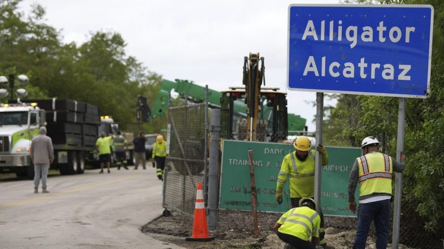 New FEMA grant program gives states $600M to build migrant detention centers