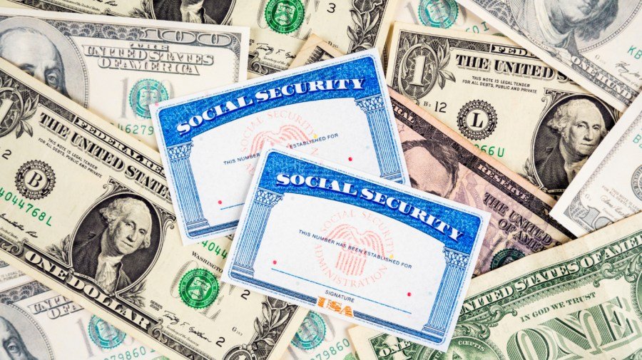 Investing Social Security funds in the stock market is way too risky