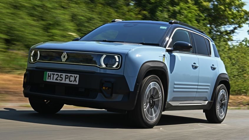 New Renault 4 UK 2025 - pictures