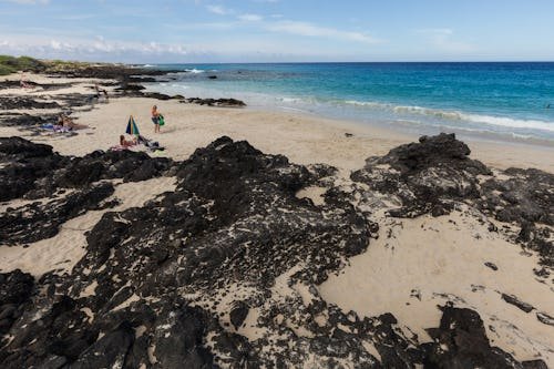 The Beaches With The Clearest Water In The US Might Surprise You