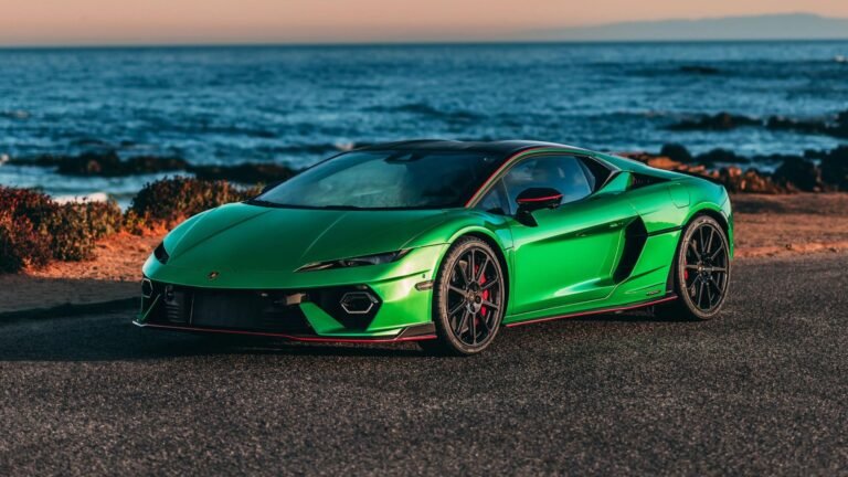 Lamborghini's Active Camber Control Tech Is Ready, But It Needs RWD
