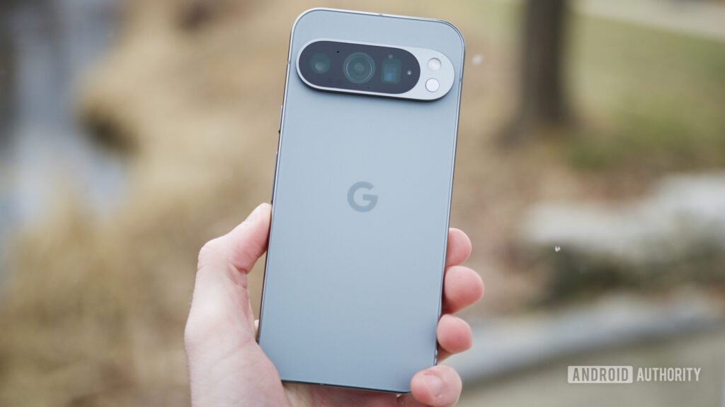 Google breaks into the US top 4 for smartphone shipments, but don’t call it a comeback