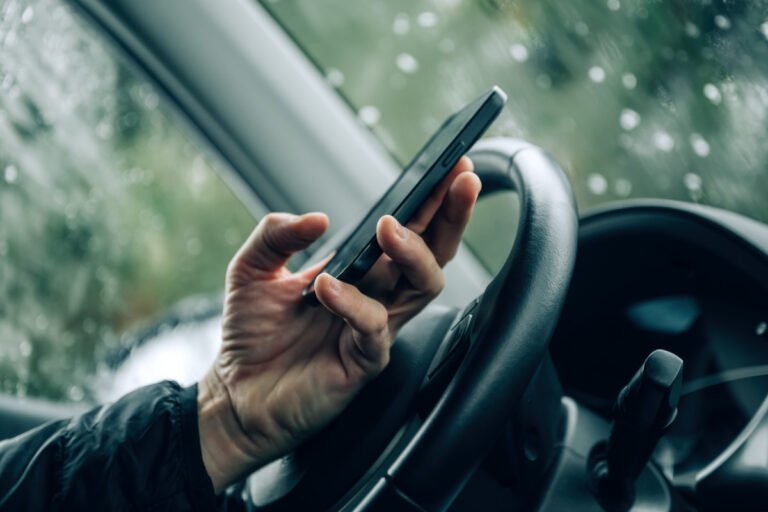 Multiple States Dial-up Crackdown on Cell Phone Use While Driving