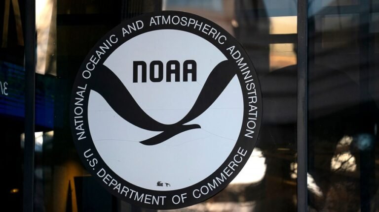 NOAA places 2 high-ranking officials on leave