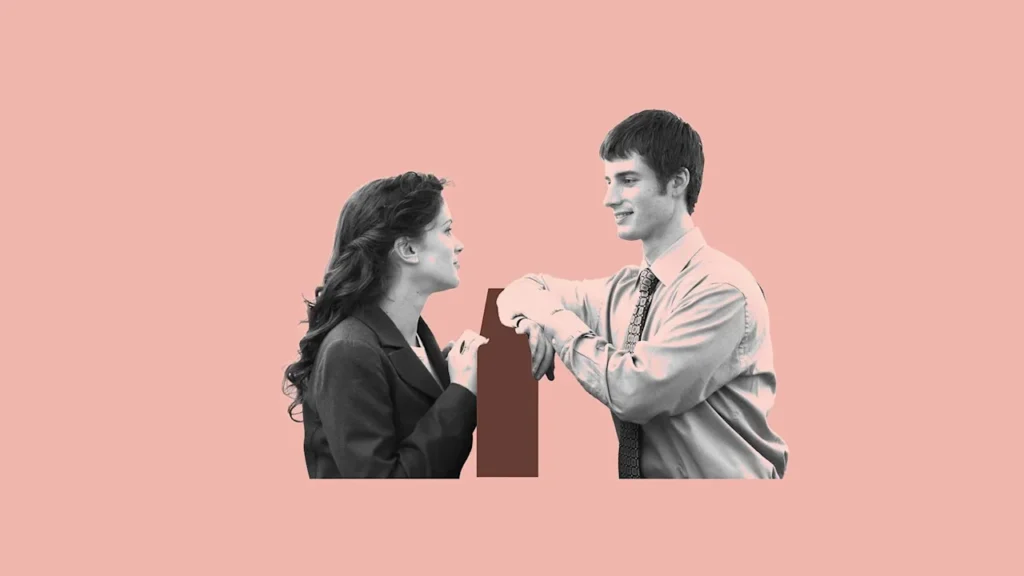 1 in 3 U.S. workers say they’ve had romances with their managers