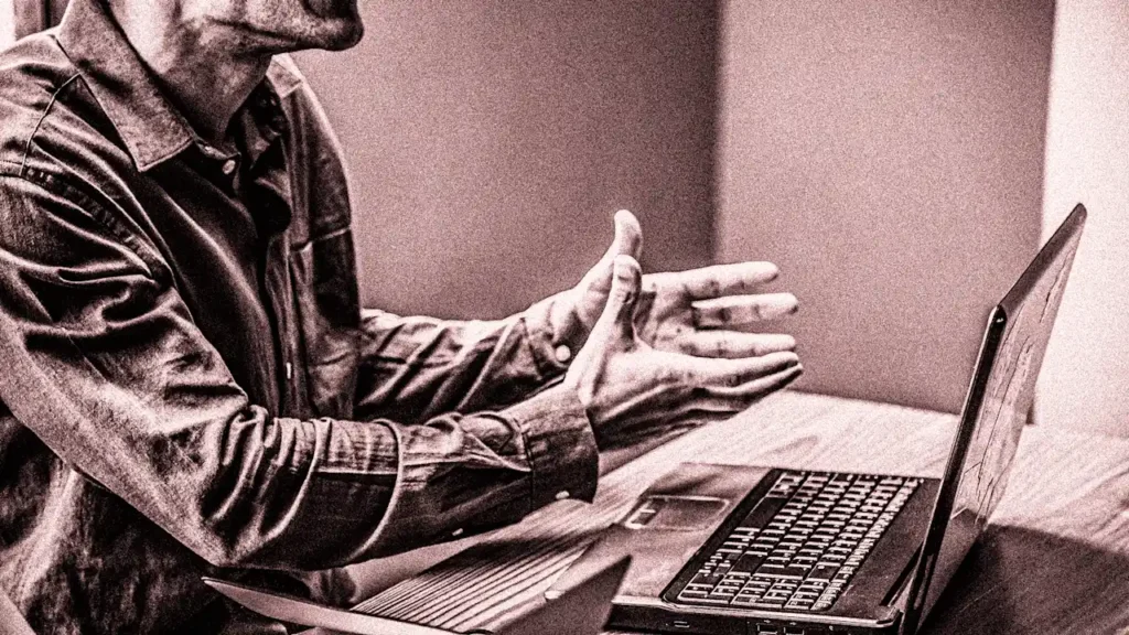 12 signs you’re micromanaging without realizing it