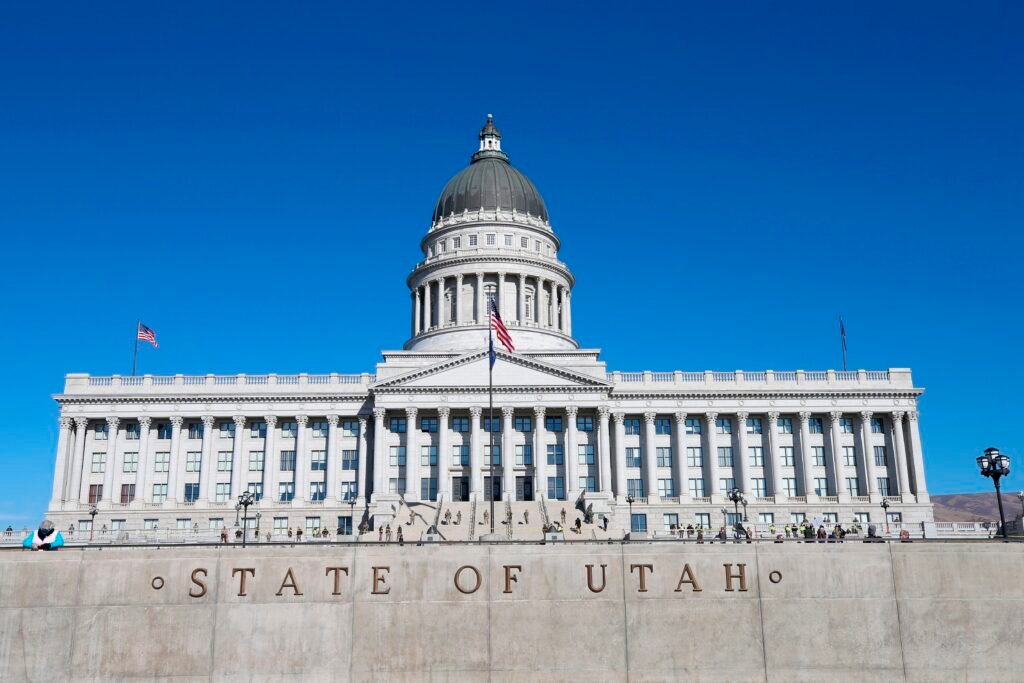Democrats seize on Utah in redistricting war