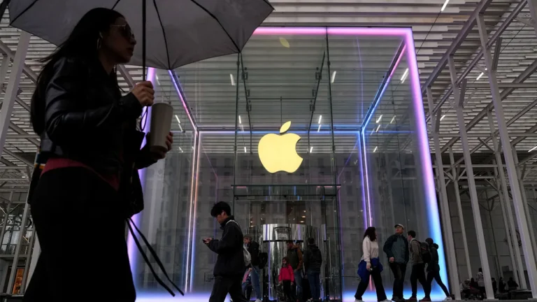 Apple shares are up 2% after iPhone maker posts strong Q3 results