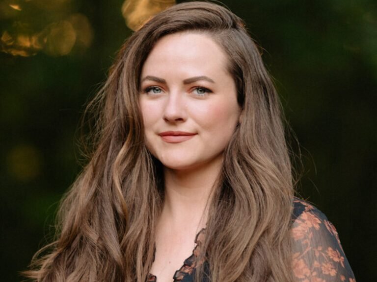 'Divine Rivals' author Rebecca Ross shares how she went from working a 9-to-5 to publishing one of BookTok's favorite series