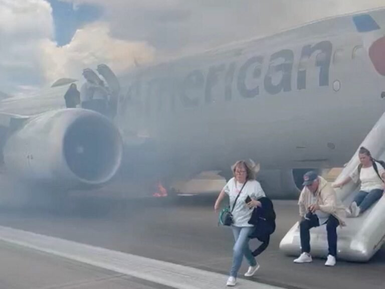A pair of airline incidents gave us a powerful reminder of 2 key safety rules: wear your seatbelt and leave your bag behind in an emergency