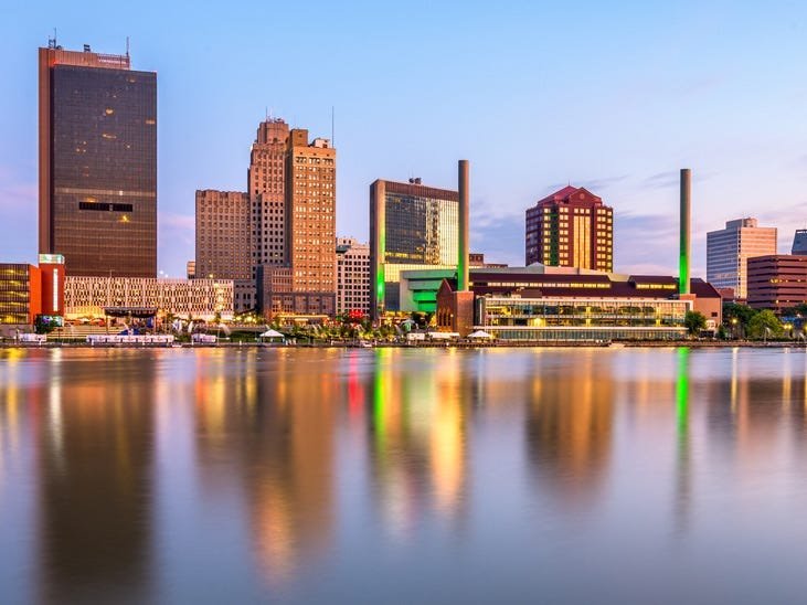 Renters can still get a spacious apartment for $1,500 a month in these 10 cities