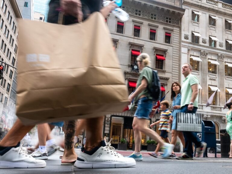 There's a spending split between Americans, and it's popping up from McDonald's to Uber