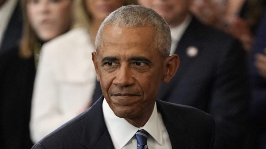 Obama: Newsom redistricting approach 'responsible'