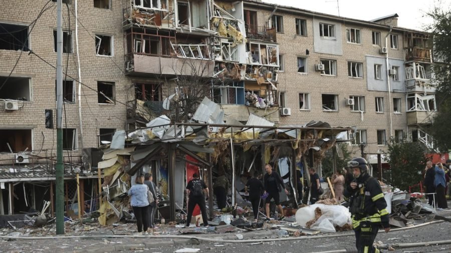 Russia hits southern Ukraine with 'massive' aerial strikes overnight, killing at least 1