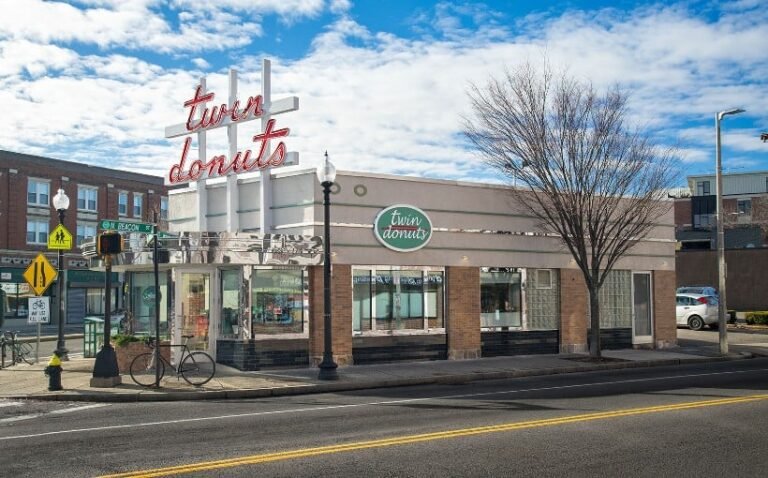 Blank Street Will Set Up Eighth Boston Store at Longtime Allston Fixture