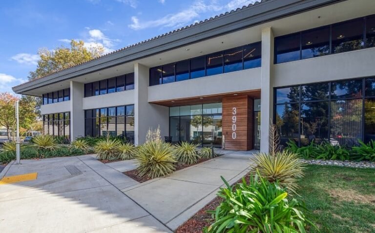 Fully Leased Sacramento Offices Change Ownership