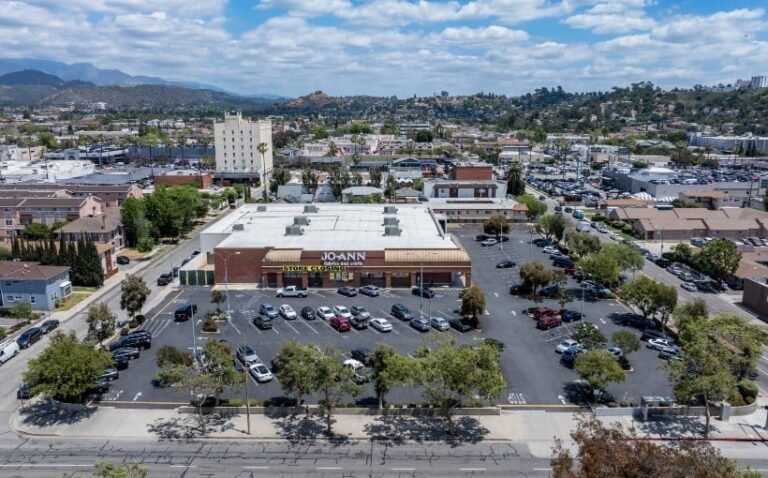 City of Glendale Plans Park on Site of Former JoAnn Fabrics